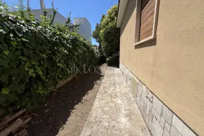 Villa in vendita, Via Taormina, Ladispoli
