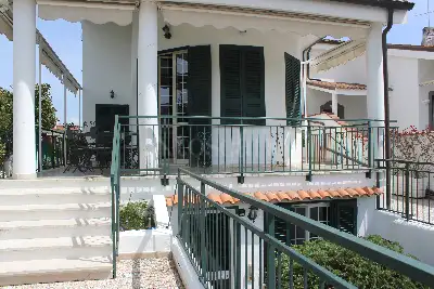 Villa Bifamiliare in vendita, Via Guglielmo Zuelli, Roma