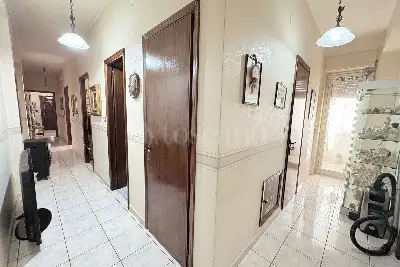 Casa in vendita, Piazza Dante Alighieri, Mascalucia