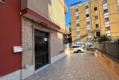 Casa in vendita, Via delle Acacie, Roma