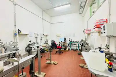 Laboratorio in vendita, Via Giano della Bella, Roma