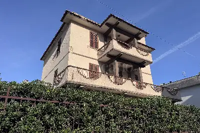 Palazzo in vendita, Via Emilia, Nettuno