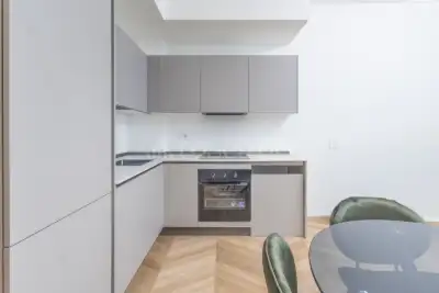 Casa in vendita, Via Giovanni da Procida 25, Milano