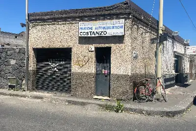 Negozio in affitto, Via dell’oro, Catania