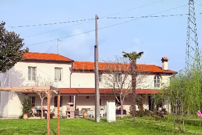 Casale in vendita, Via Cantone, Agliana