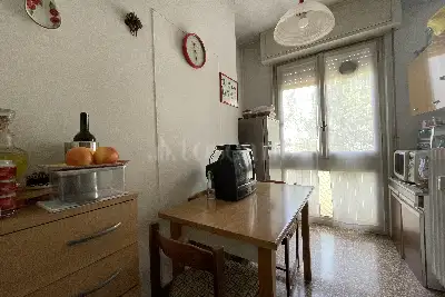 Casa in vendita, Via Giambellino, Milano