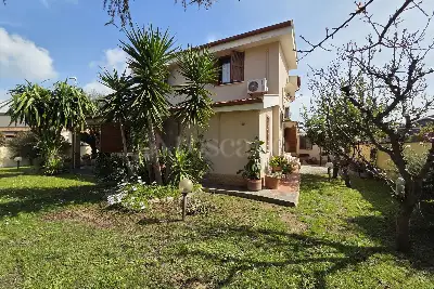 Villa in vendita, Via Luigi Savignoni, Roma