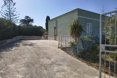 Casa Indipendente in vendita, Via Giamboi, Valderice