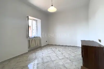 Casa in vendita, Largo degli Esposti, Viterbo