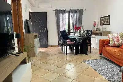 Villino a Schiera in vendita, Via Casaluce, Roma