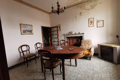 Casa in vendita, Via Roma, Chiusdino