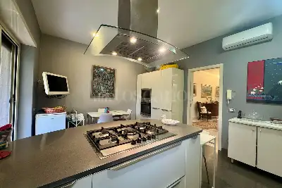 Casa in vendita, Via Franco Sacchetti, Roma