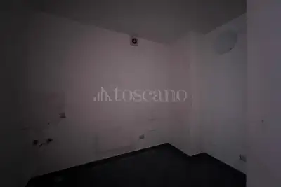 Negozio in affitto, Via Miraglia, Reggio di Calabria