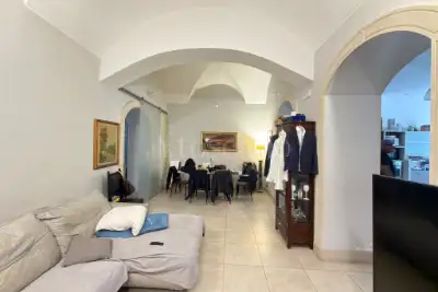 Casa Indipendente in vendita, Via Pioppo, Catania