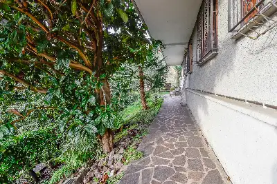 Casa Indipendente in vendita, Via Alla Zocca, Como