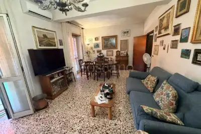 Casa in vendita, Via Virgilio, Pomezia