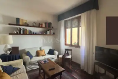 Casa in vendita, Viale Montegrappa, Prato