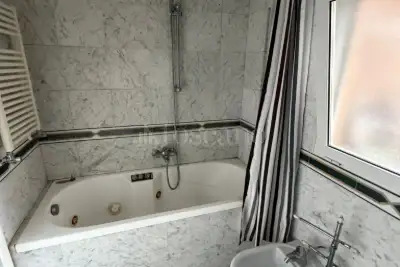 Casa in vendita, Via Elio Lampridio Cerva, Roma