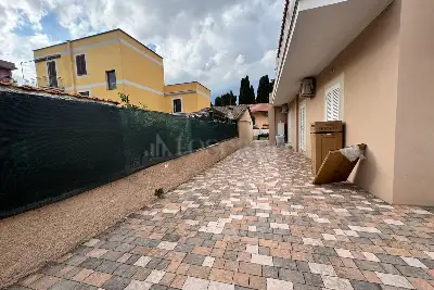 Casa in affitto, Via dell'Acqua Paola, Roma