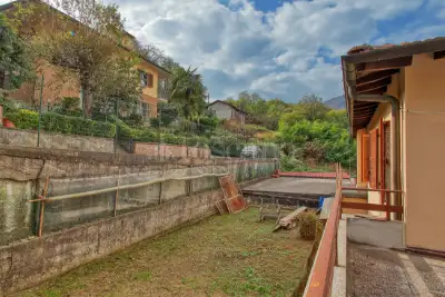 Casa in vendita, Via dei Platani, Lavena Ponte Tresa