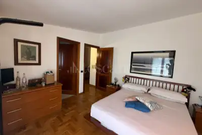 Villa Bifamiliare in vendita, Via degli Accoramboni, Roma