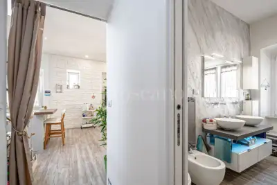 Casa in vendita, Via Venezia, Genova