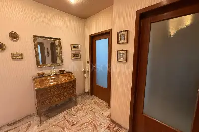 Casa in vendita, Piazzale Risorgimento, Modena