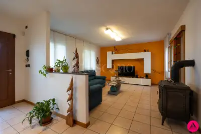 Villa in vendita, Via Muraglie, Pradamano