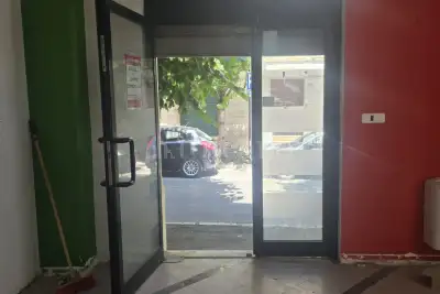 Negozio in affitto, Via Cesare Battisti, Avezzano