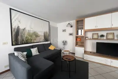 Casa in affitto, Via Milano, Como