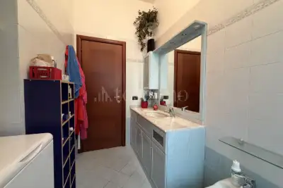 Casa in vendita, Via dei Tulipani, Milano