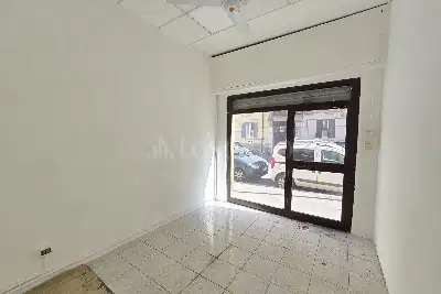 Negozio in vendita, Via Eurialo, Roma