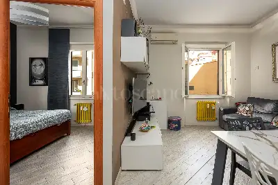 Casa in vendita, Via della Lega Lombarda, Roma