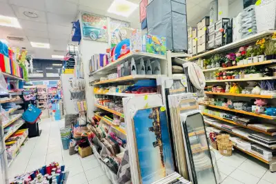 Negozio in vendita, Viale delle Provincie, Roma