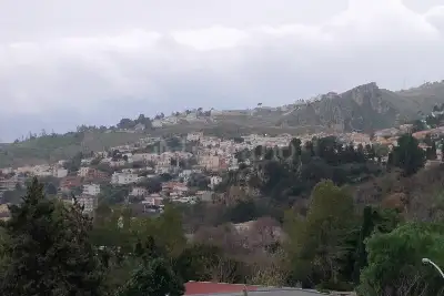 Villino a Schiera in vendita, Via alla Falconara, Palermo