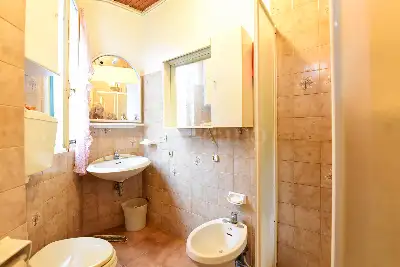 Palazzo in vendita, Via Como, Erba