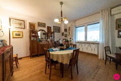 Villino a Schiera in vendita, Via Reghena, Pordenone