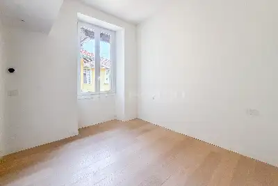 Casa in vendita, Via Giulio Uberti, Milano