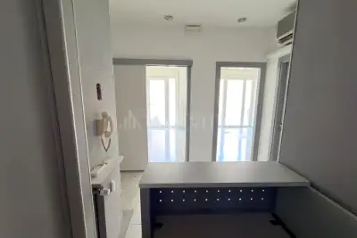 Negozio in vendita, Via Gian Carlo Camozzini, Verona