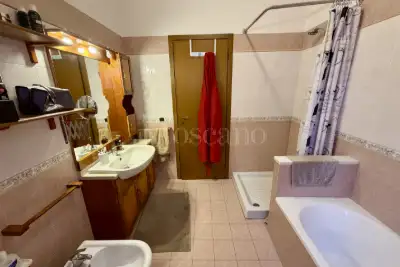Casa in vendita, Via Caldopiano, Roma