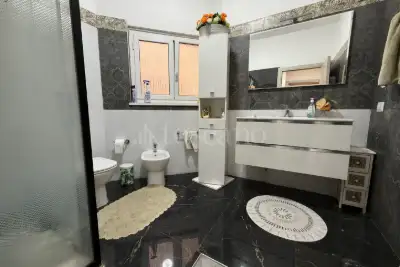 Casa in vendita, Via Francesco Grenet, Roma