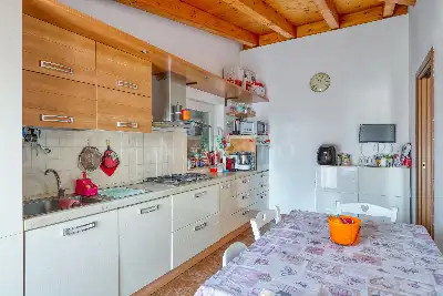 Casa in vendita, Via Luinese, Cunardo