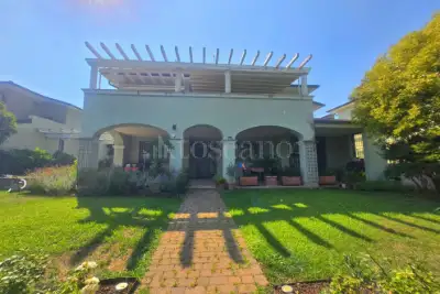 Villa in vendita, Via John Fitzgerald Kennedy, Concesio
