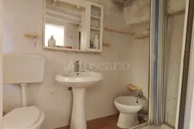 Casa in vendita, Via Giuseppe Garibaldi, Colle di Val d'Elsa