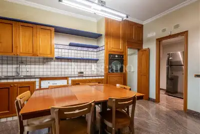 Ufficio in affitto, Via Alessandro Manzoni, Bari