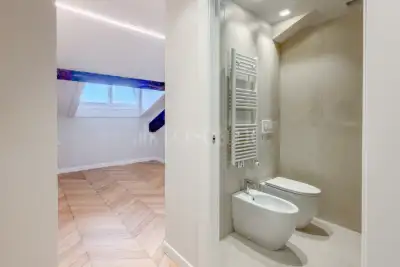 Casa in vendita, Via Cadore 10, Milano