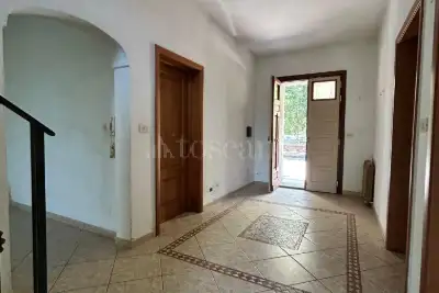 Casa Indipendente in vendita, Via Prof. E. Garau, Thiesi