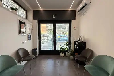 Negozio in vendita, Via Giulia Di Colloredo, Roma