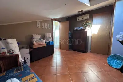 Villino a Schiera in vendita, Via Sesto San Giovanni, Roma
