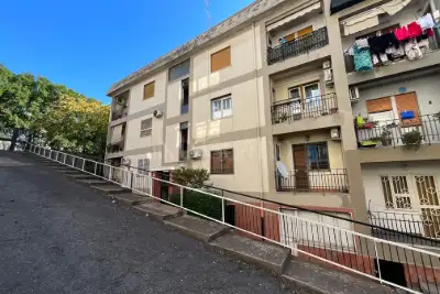 Casa in vendita, Viale Odorico da Pordenone, Catania